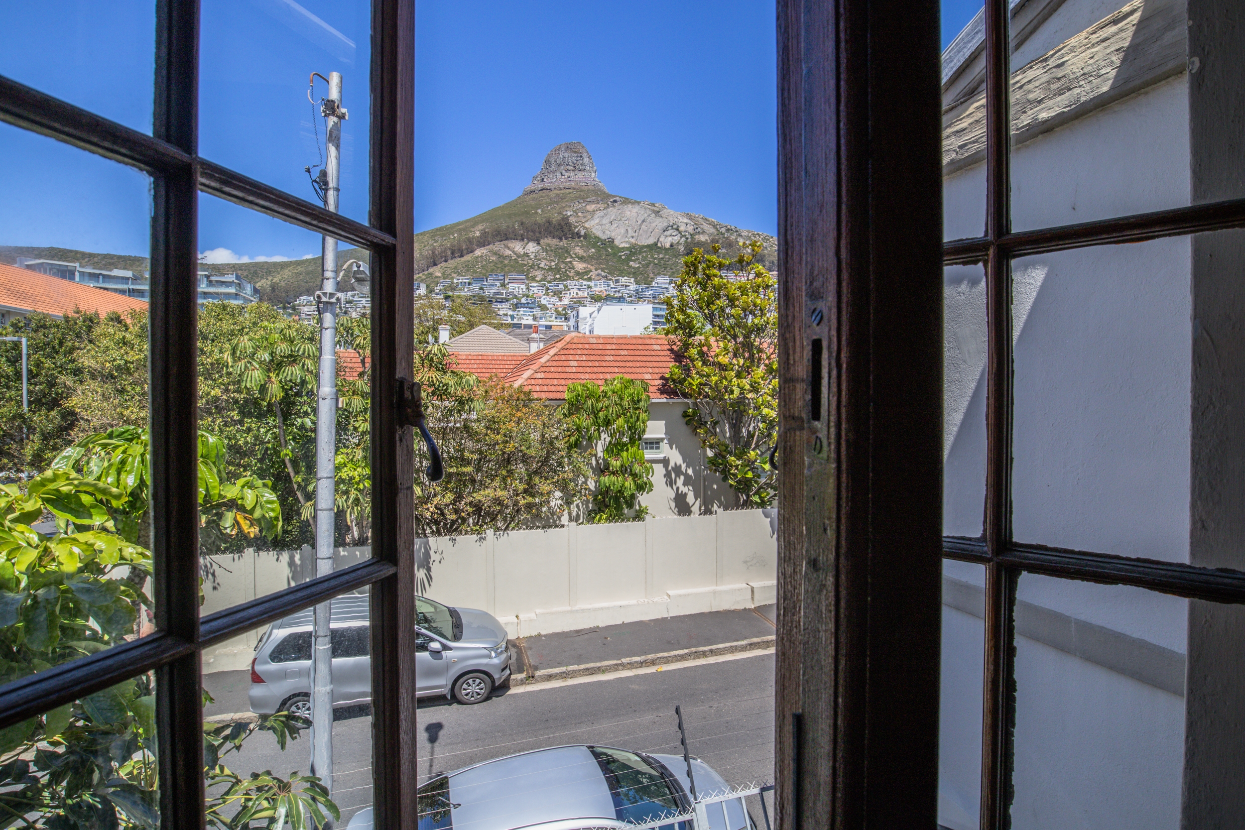 1 Bedroom Property for Sale in Sea Point Western Cape